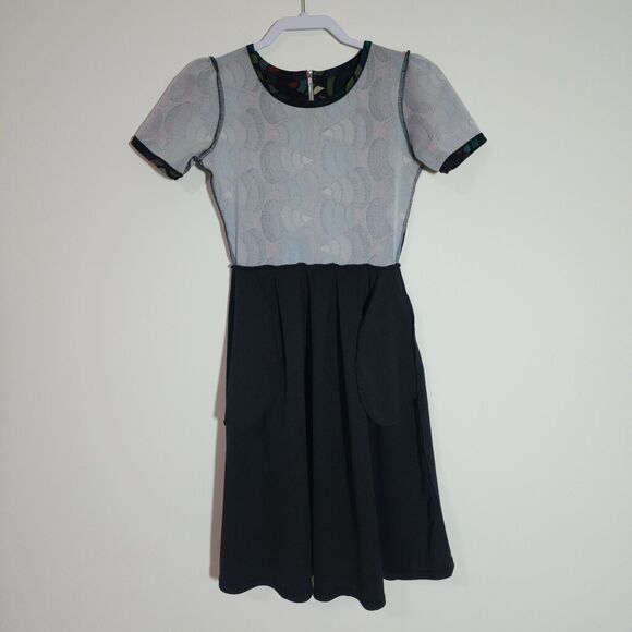 LuLaRoe Womens Amelia Dress Fit & Flare Short Sleeve Black Green Red Size XS - Picture 3 of 7